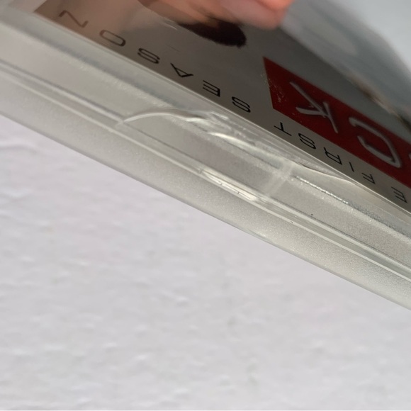 Chuck Seasons One and Two DVD series - Picture 6 of 15